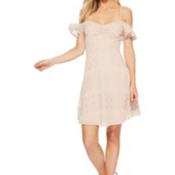 ASTR The Label Mackenzie Off Shoulder Eyelet Mini Dress Solid Short Sleeve Med - Picture 2 of 10